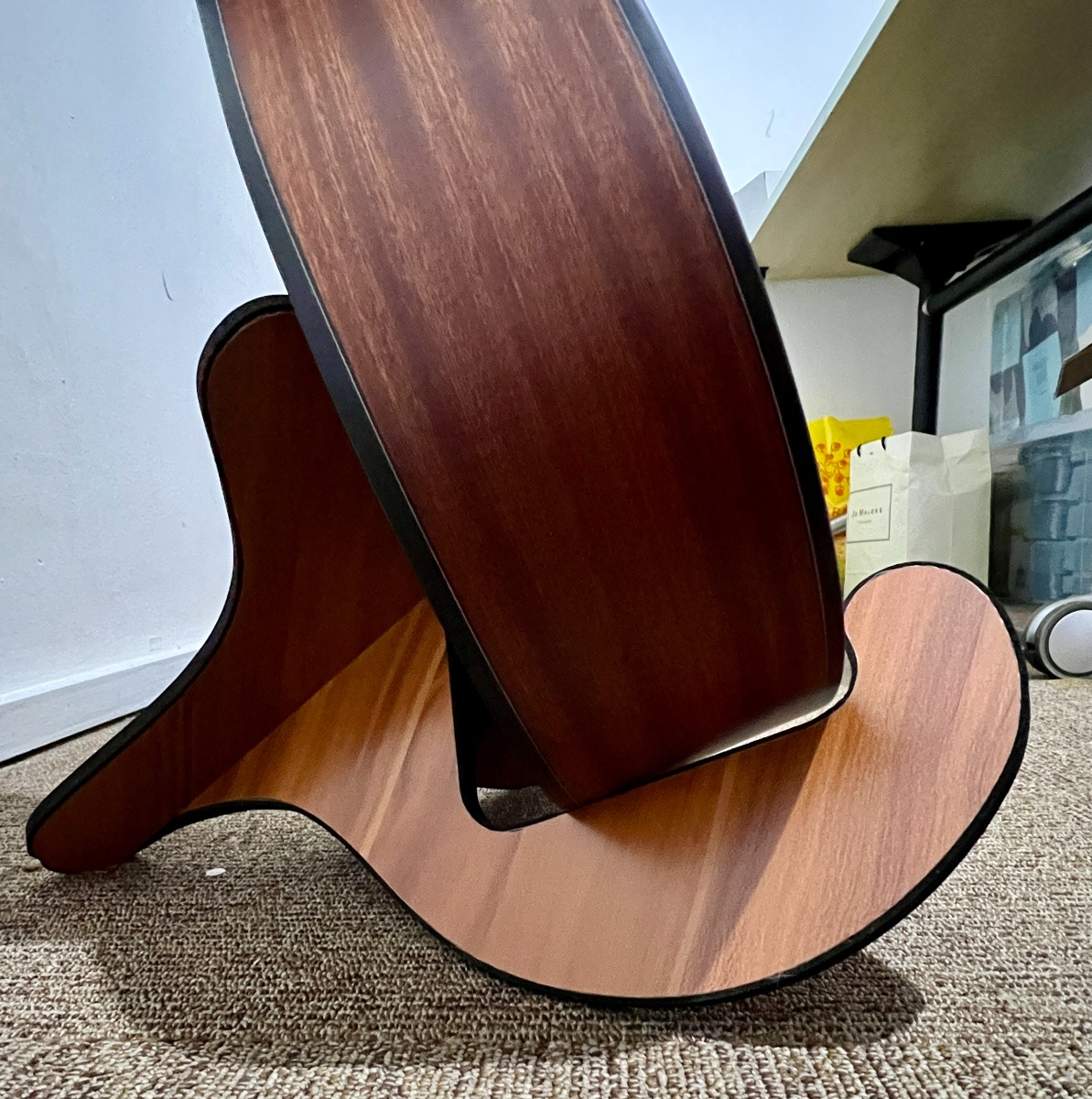 Sage Foldable Wooden Guitar Stand
